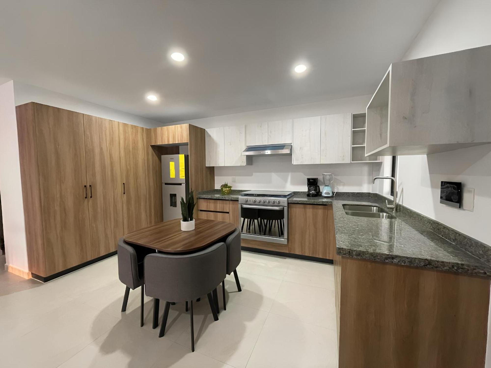Depa Familiar Centrico Gdl Con Estacionamiento Apartman Guadalajara Kültér fotó