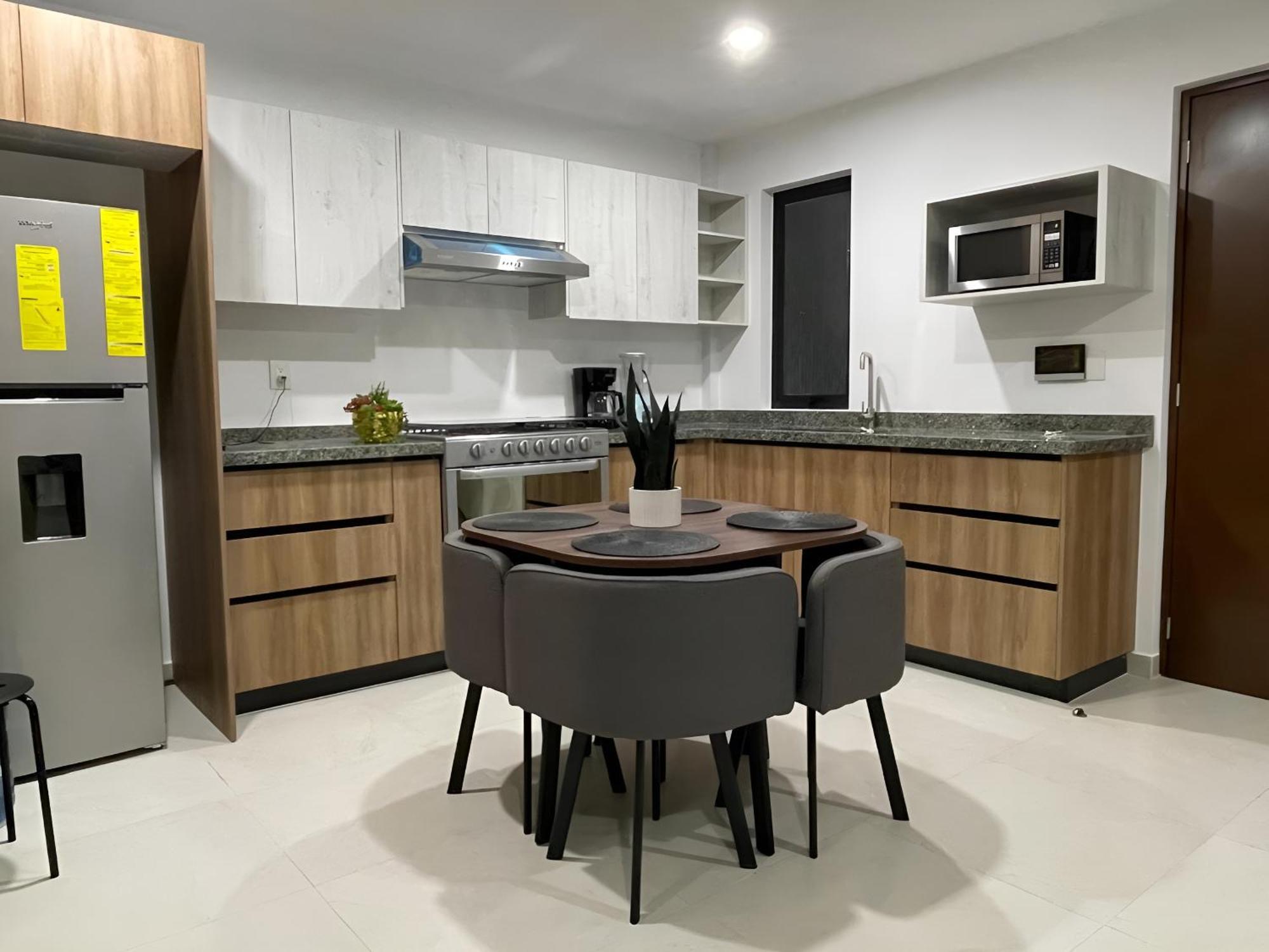 Depa Familiar Centrico Gdl Con Estacionamiento Apartman Guadalajara Kültér fotó